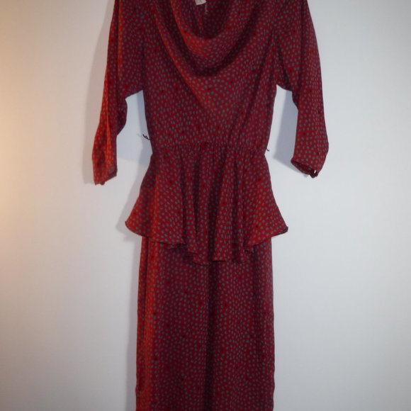 cowl-neck, peplum, floral print crepe, knee-length dress, vintage late 1970s-80s - Picture 15 of 15